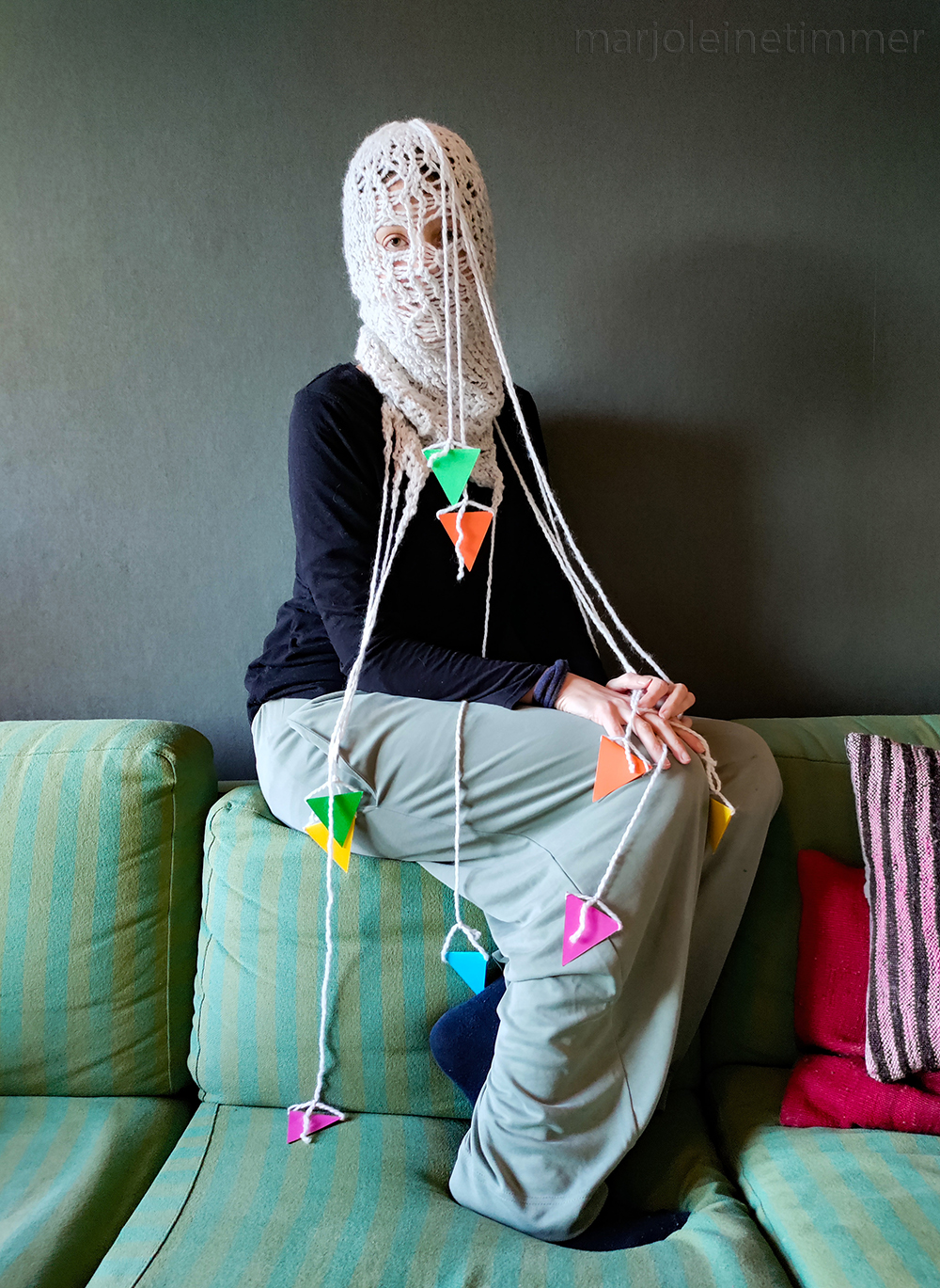 Partymask — yarn & photography by Marjoleine Timmer